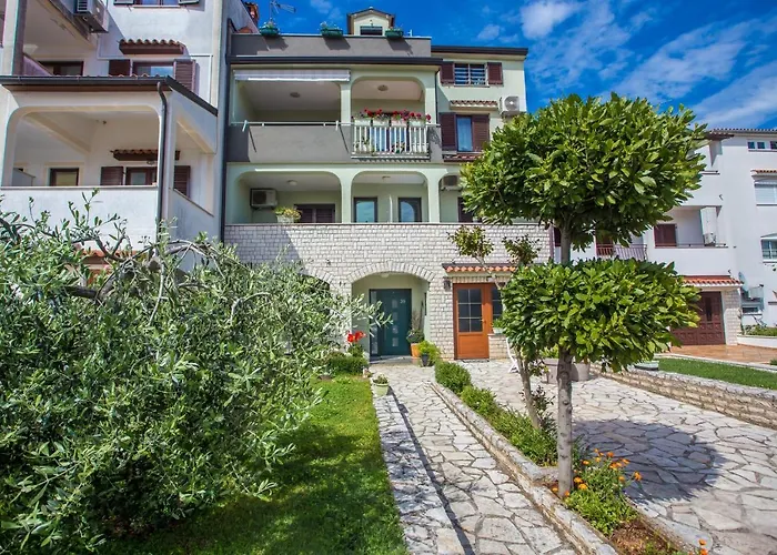 アパート Motovunska 39a ポレッチ